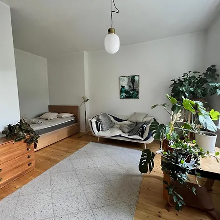 Daire Ac Unit, Wi-fi , Top-floor, 10min To Centre With Metro, 47m2 In Trendy Kallio *